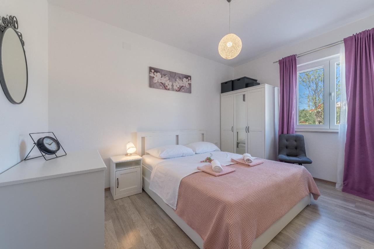 Villa Tara Zadarvillas Tinj Екстериор снимка