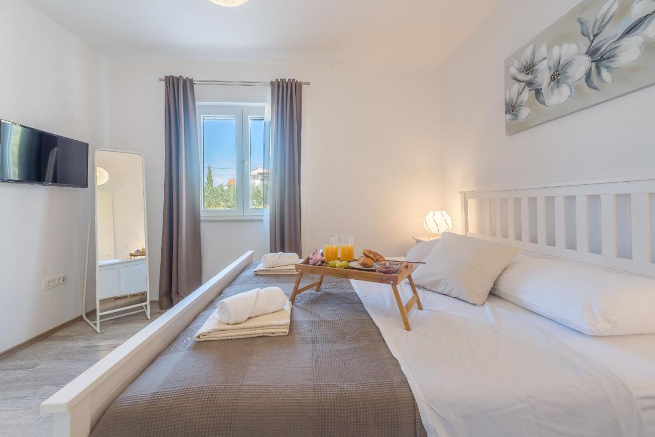 Villa Tara Zadarvillas Tinj Екстериор снимка