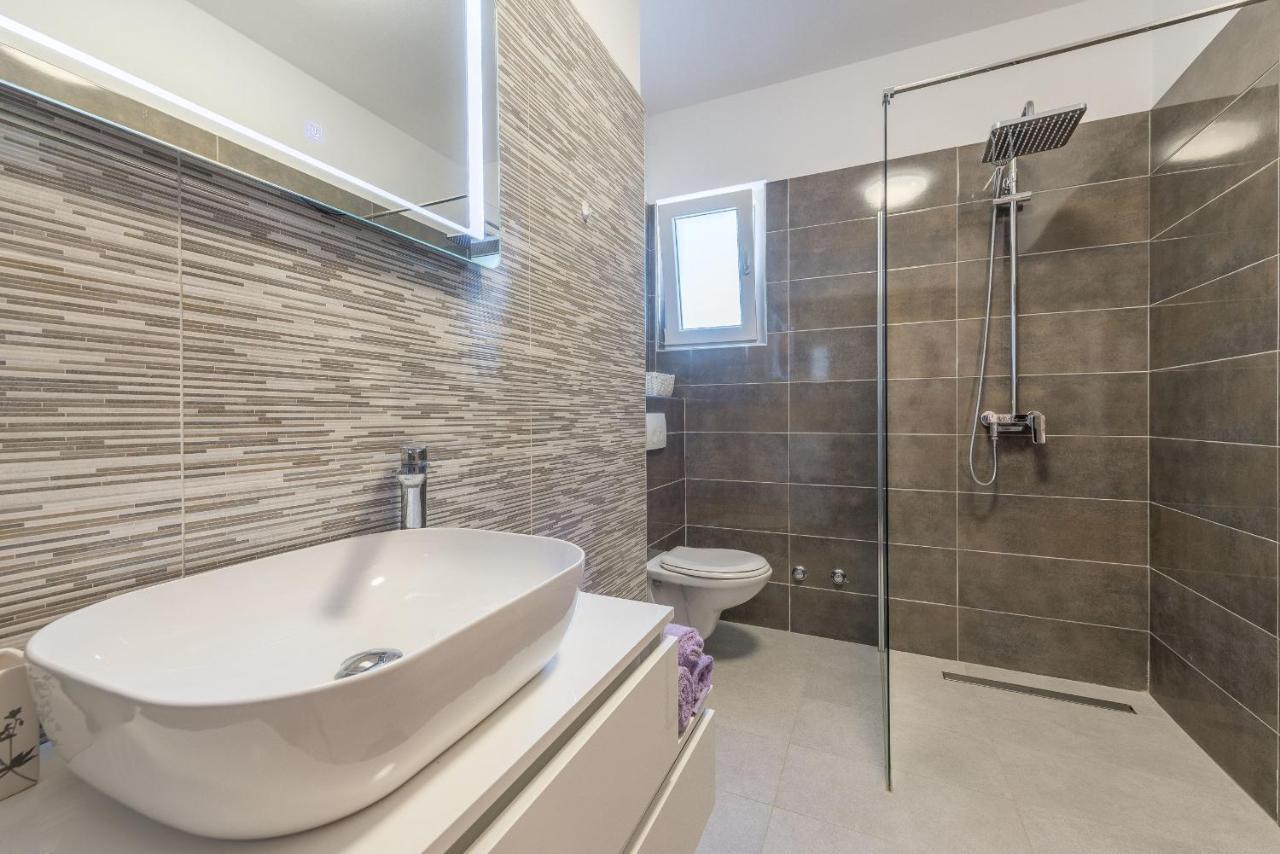 Villa Tara Zadarvillas Tinj Екстериор снимка