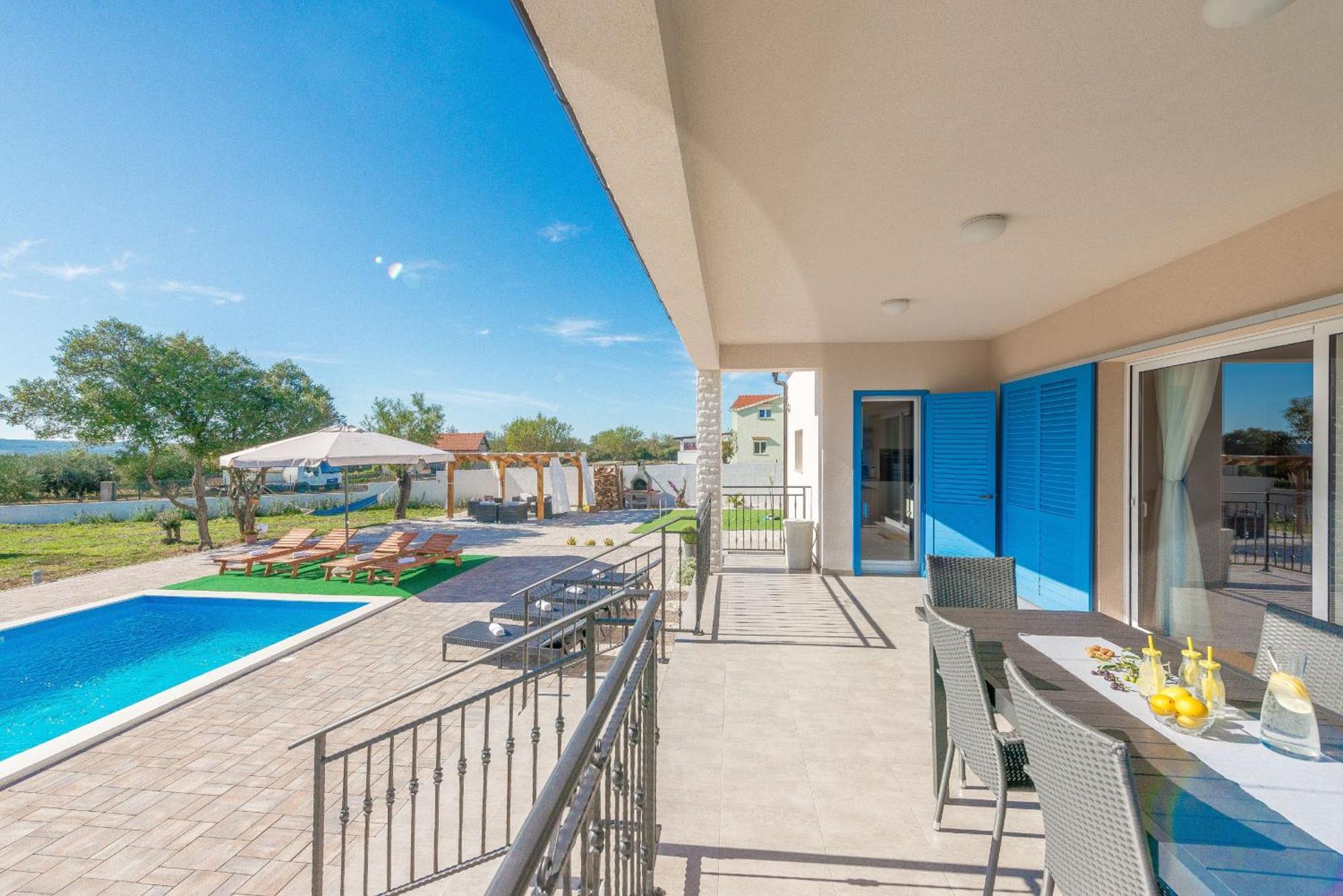 Villa Tara Zadarvillas Tinj Екстериор снимка