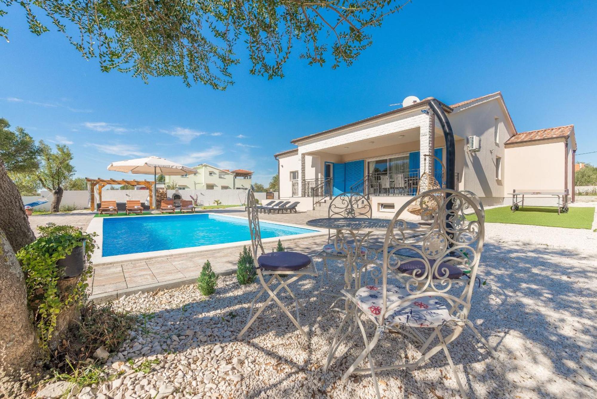 Villa Tara Zadarvillas Tinj Екстериор снимка